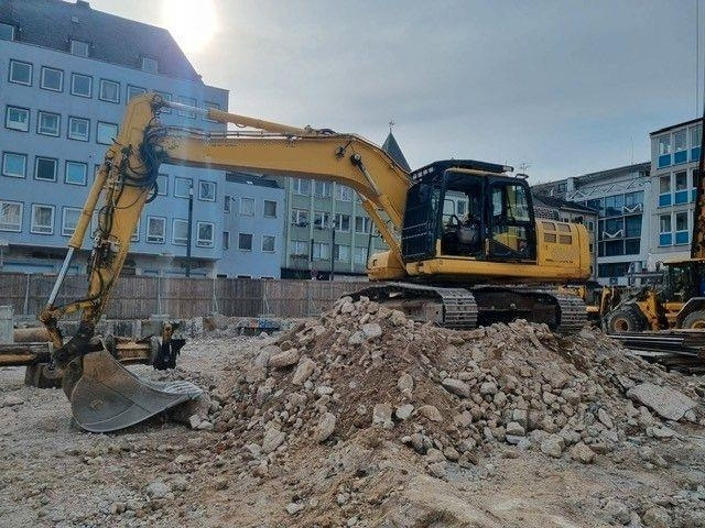 Komatsu PC210LC11 - 크롤러 굴삭기 : 사진 2 Komatsu PC210LC11 - 크롤러 굴삭기 : 사진 2