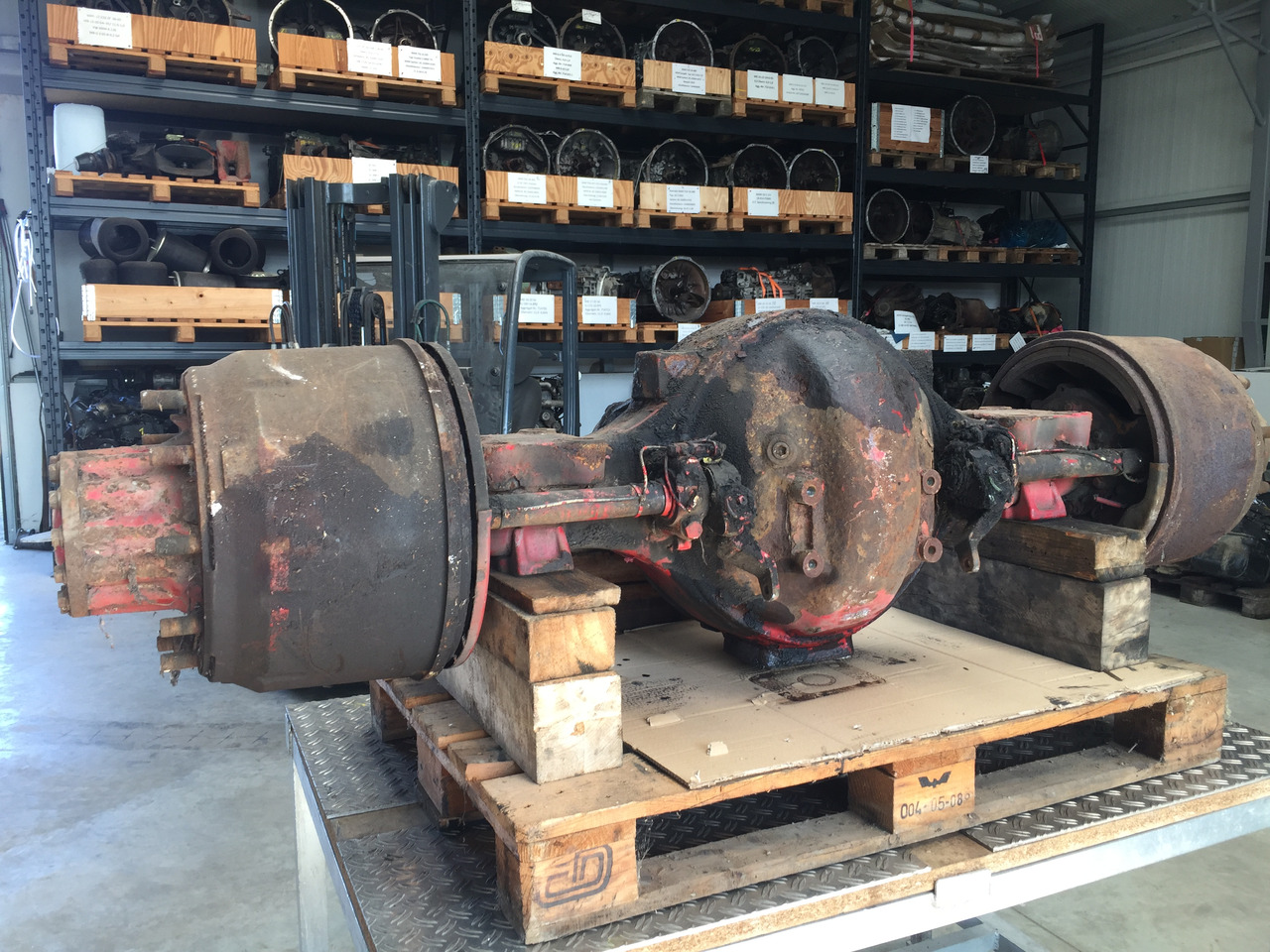 Gebrauchte Hinterachse MAN F2000, 26.422, Typ : HY 110, 13 Tonnen, Artikel - Nr. : 81.99999 - 9999 - 뒷 차축 트럭 용 : 사진 1 Gebrauchte Hinterachse MAN F2000, 26.422, Typ : HY 110, 13 Tonnen, Artikel - Nr. : 81.99999 - 9999 - 뒷 차축 트럭 용 : 사진 1