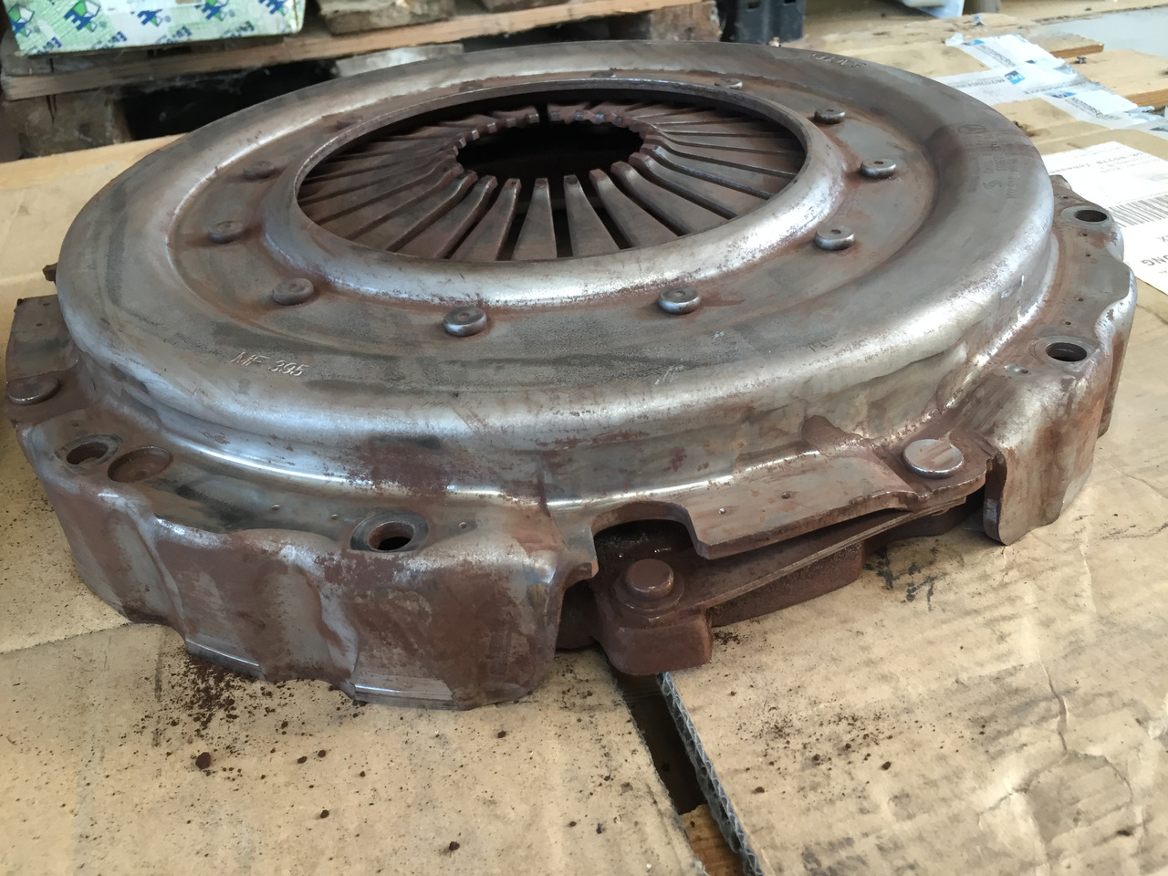 Gebrauchte Kupplungsdruckplatte MB Axor 1824, Motor Typ : OM 906 LA, Artikel - Nr. : A 007 250 15 04 - 클러치 커버 트럭 용 : 사진 5 Gebrauchte Kupplungsdruckplatte MB Axor 1824, Motor Typ : OM 906 LA, Artikel - Nr. : A 007 250 15 04 - 클러치 커버 트럭 용 : 사진 5