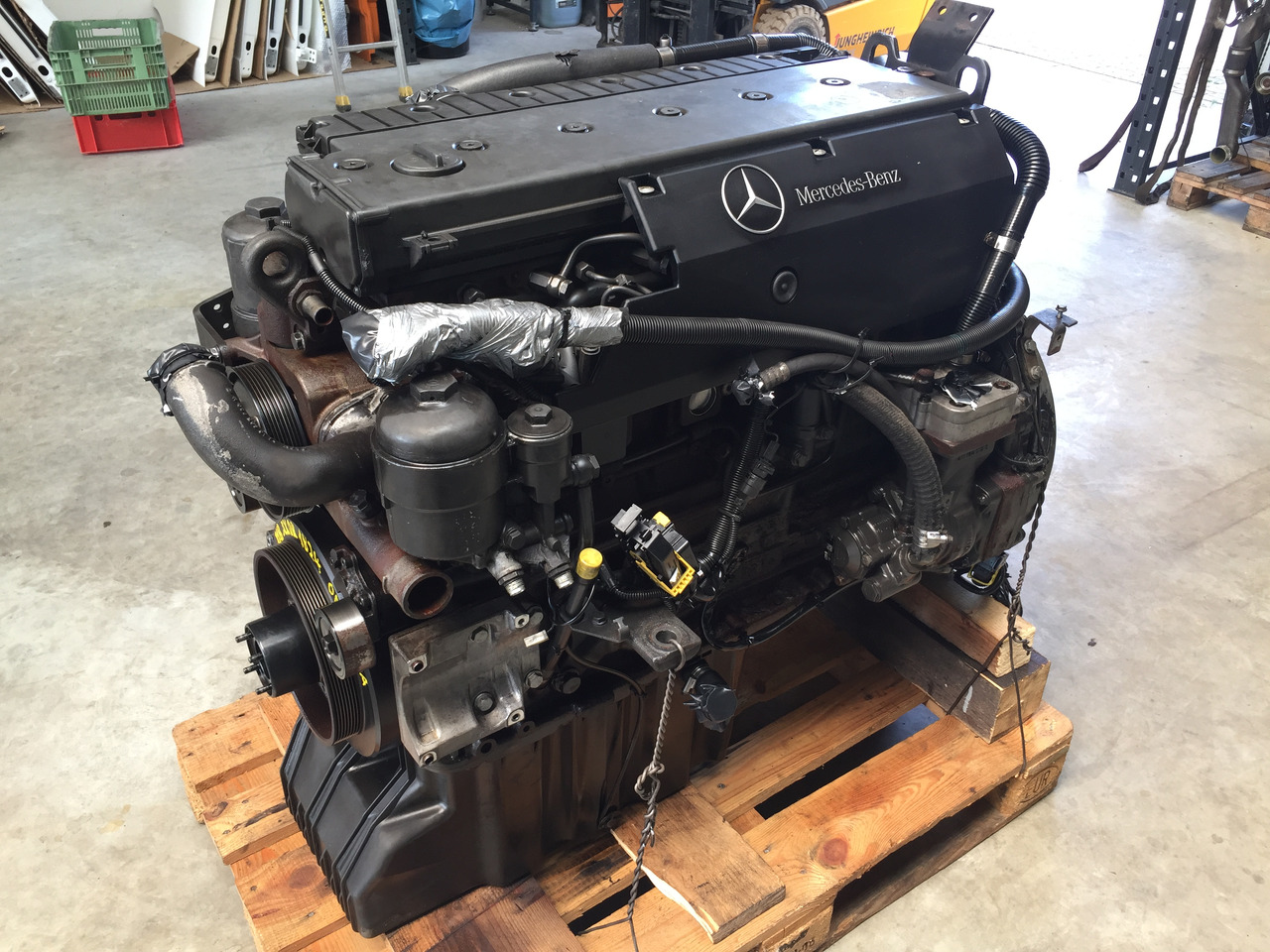 Gebrauchter Motor, MB Axor 1824 Euro 5, Typ OM 906 LA, Artikel - Nr. : A 9999.9999.99 - 엔진 트럭 용 : 사진 3 Gebrauchter Motor, MB Axor 1824 Euro 5, Typ OM 906 LA, Artikel - Nr. : A 9999.9999.99 - 엔진 트럭 용 : 사진 3