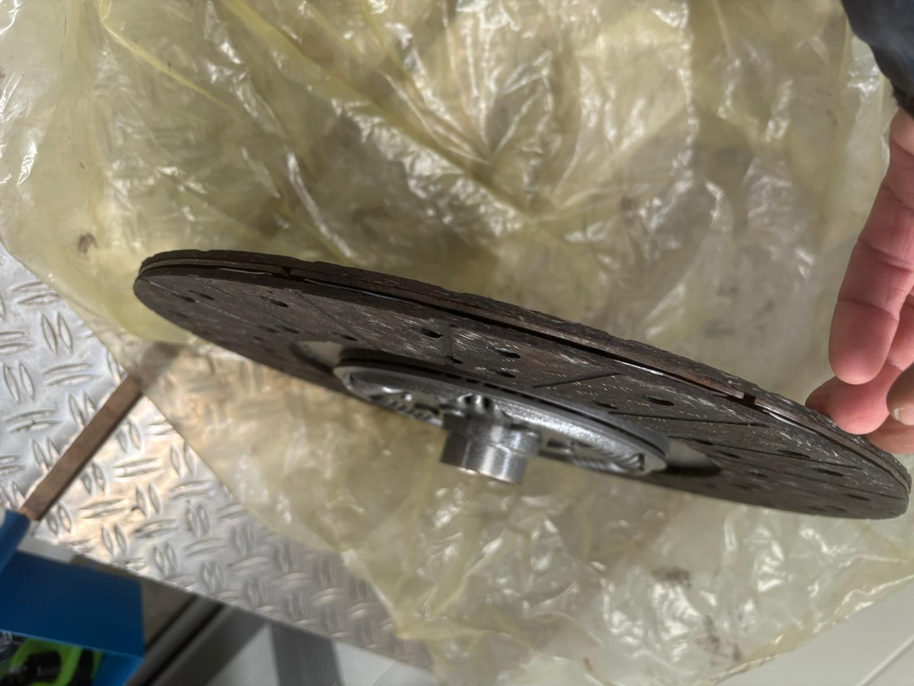 Neuwertige Sachs Kupplungsscheibe, Mitnehmerscheibe, Artikel - Nr. : 184900409 - 클러치 디스크 트럭 용 : 사진 4 Neuwertige Sachs Kupplungsscheibe, Mitnehmerscheibe, Artikel - Nr. : 184900409 - 클러치 디스크 트럭 용 : 사진 4