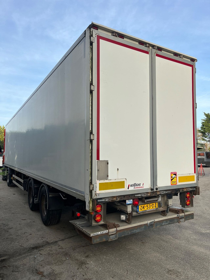 LAG 0-2-33 - 밀폐형 박스 세미 트레일러 : 사진 4 LAG 0-2-33 - 밀폐형 박스 세미 트레일러 : 사진 4