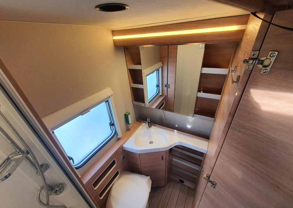 신규 캐러밴 KNAUS SUDWIND 580 QS BLACK SELECTION 2026 / ALDE : 사진 20 신규 캐러밴 KNAUS SUDWIND 580 QS BLACK SELECTION 2026 / ALDE : 사진 20