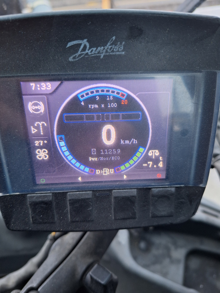 KALMAR DCG 100 45 ES7 - 컨테이너 핸들러 : 사진 4 KALMAR DCG 100 45 ES7 - 컨테이너 핸들러 : 사진 4