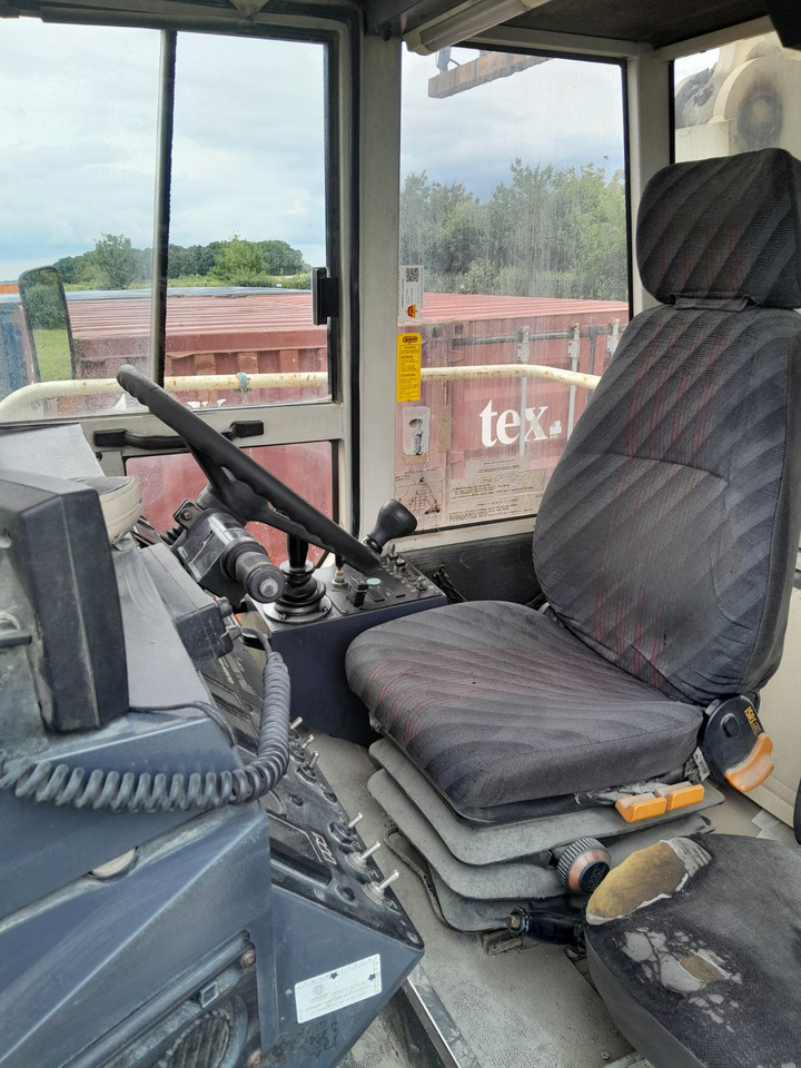 TEREX PPM FCH 55 - 리치 스태커 : 사진 5 TEREX PPM FCH 55 - 리치 스태커 : 사진 5