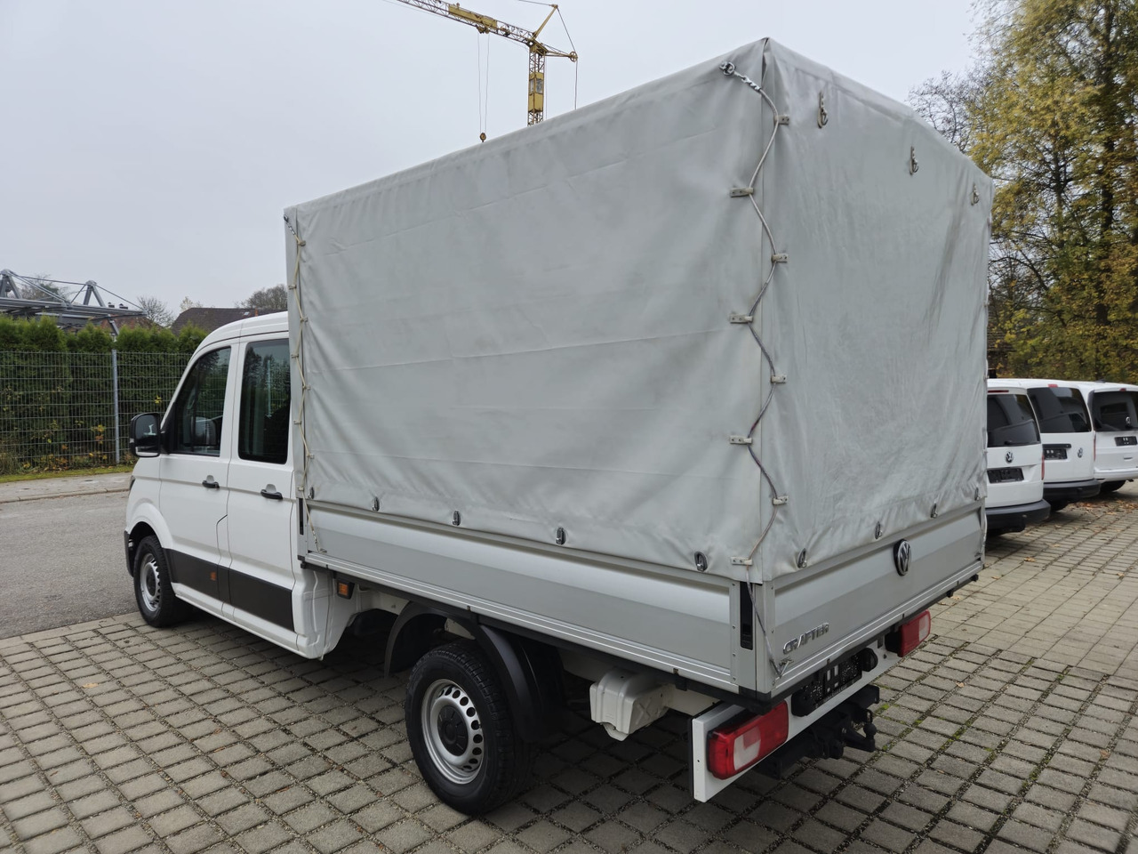 VOLKSWAGEN Crafter Pritsche 35 DOKA mittellang 4MOTION - 커튼 사이드 밴 : 사진 5 VOLKSWAGEN Crafter Pritsche 35 DOKA mittellang 4MOTION - 커튼 사이드 밴 : 사진 5