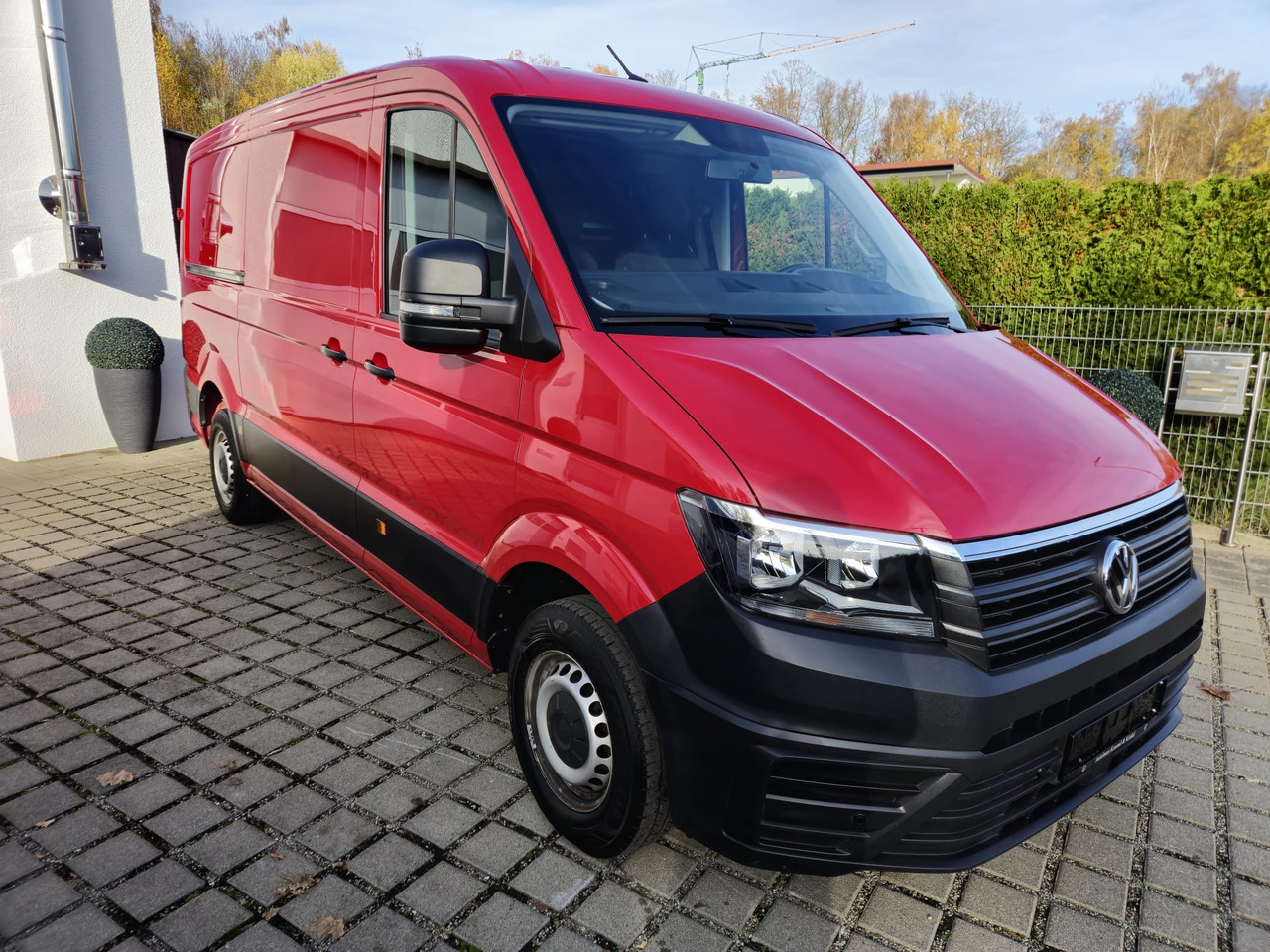 Volkswagen Crafter Kasten 35 FWD mittellang/Kamera/Navi/App - 패널 밴 : 사진 2 Volkswagen Crafter Kasten 35 FWD mittellang/Kamera/Navi/App - 패널 밴 : 사진 2