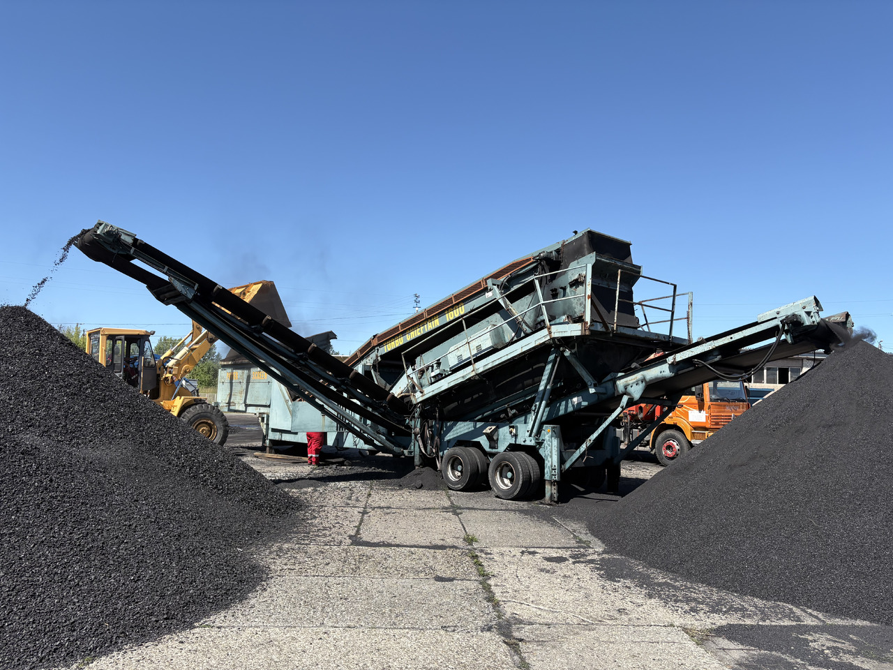 POWERSCREEN Turbo Chieftain 1600 - 스크리너 : 사진 3 POWERSCREEN Turbo Chieftain 1600 - 스크리너 : 사진 3