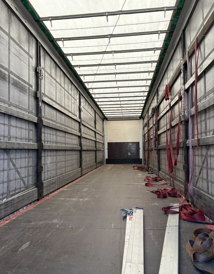 Wielton NS3K - 커튼사이더 세미 트레일러 : 사진 5 Wielton NS3K - 커튼사이더 세미 트레일러 : 사진 5