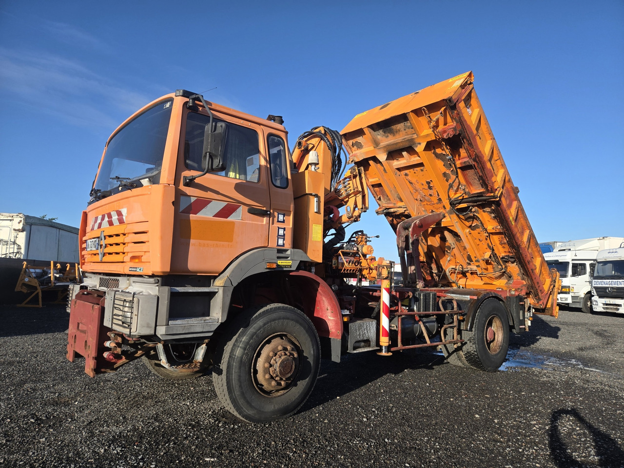 Renault G300 / 4x4 - 덤프트럭, 크레인 트럭 : 사진 1 Renault G300 / 4x4 - 덤프트럭, 크레인 트럭 : 사진 1