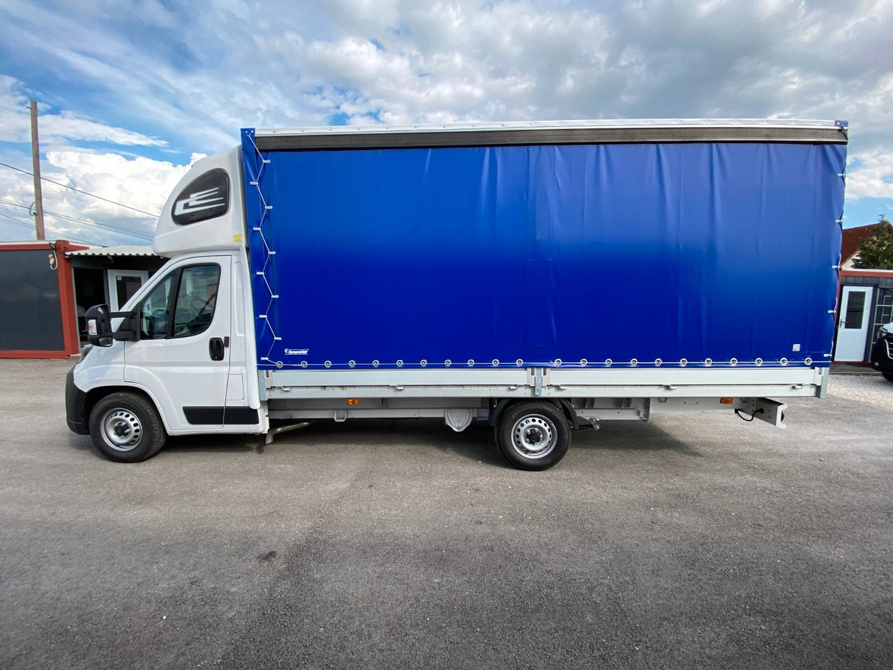 Peugeot BOXER CHC L4 HEAVY PRITSCHE+PLANE+SCHLAFKABINE - 커튼 사이드 밴 : 사진 3 Peugeot BOXER CHC L4 HEAVY PRITSCHE+PLANE+SCHLAFKABINE - 커튼 사이드 밴 : 사진 3