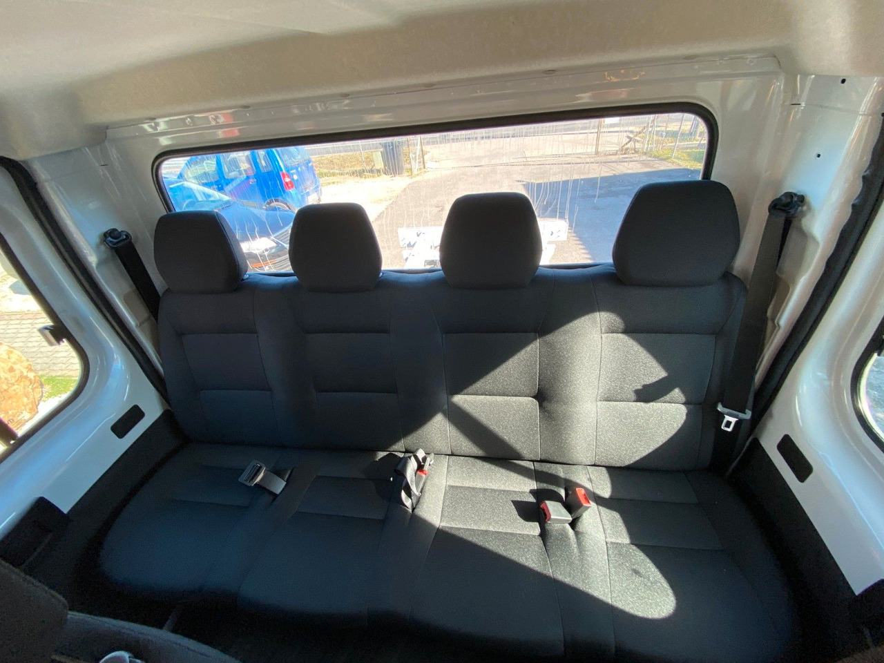 Peugeot BOXER CHDC L4 HEAVY PRITSCHE - 플랫베드 밴, 콤비 밴 : 사진 5 Peugeot BOXER CHDC L4 HEAVY PRITSCHE - 플랫베드 밴, 콤비 밴 : 사진 5