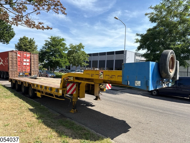 ACTM Lowbed 70.000 KG, 2,5mtr + 2x 0,35 mtr - 저하대 세미 트레일러 : 사진 4 ACTM Lowbed 70.000 KG, 2,5mtr + 2x 0,35 mtr - 저하대 세미 트레일러 : 사진 4