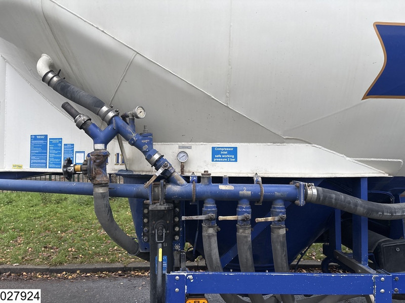 Feldbinder Silo 40.000 Liter - 유조 세미 트레일러 : 사진 4 Feldbinder Silo 40.000 Liter - 유조 세미 트레일러 : 사진 4