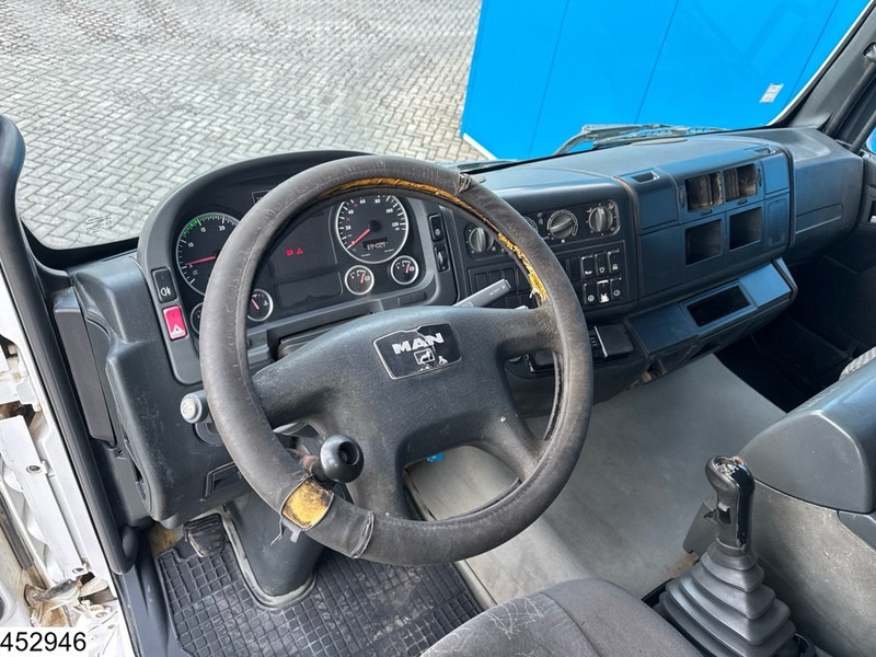 MAN TGA 35 390 8x4, Euro 3, Manual, steel suspension - 덤프트럭 : 사진 5 MAN TGA 35 390 8x4, Euro 3, Manual, steel suspension - 덤프트럭 : 사진 5