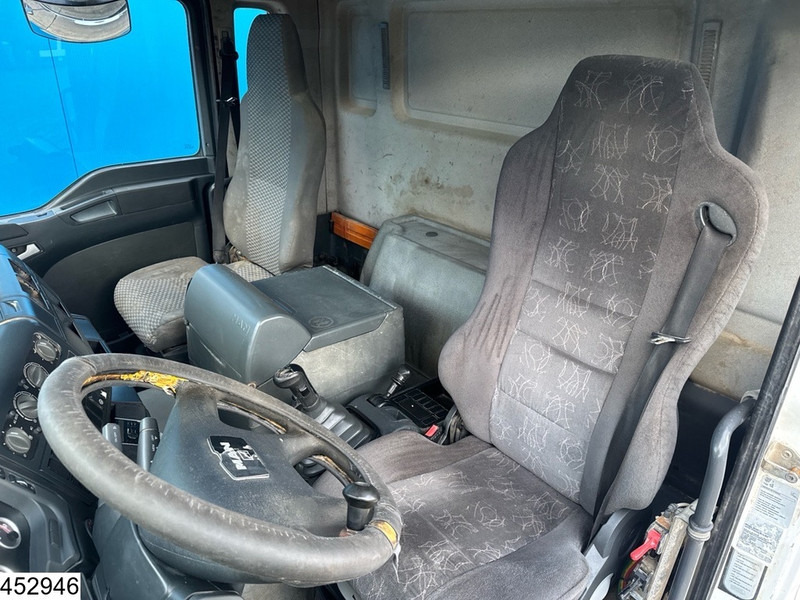 리스 MAN TGA 35 390 8x4, Euro 3, Manual, steel suspension MAN TGA 35 390 8x4, Euro 3, Manual, steel suspension : 사진 8