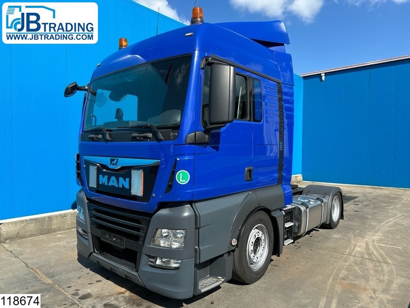 MAN TGX 18 460 EURO 6, Retarder, Standairco - 트랙터 유닛 : 사진 1 MAN TGX 18 460 EURO 6, Retarder, Standairco - 트랙터 유닛 : 사진 1