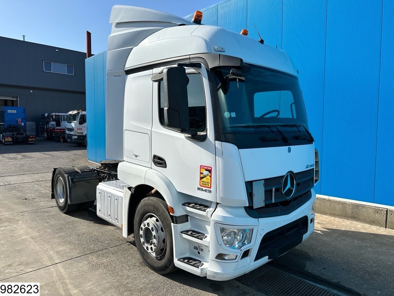 Mercedes-Benz Actros 1843 EURO 6 - 트랙터 유닛 : 사진 3 Mercedes-Benz Actros 1843 EURO 6 - 트랙터 유닛 : 사진 3