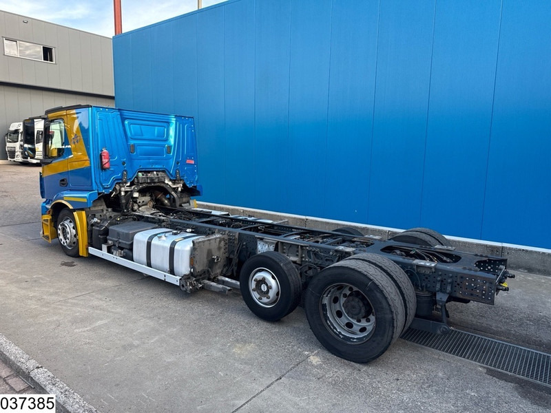 Mercedes-Benz Actros 2443 6x2, EURO 6, PTO, Standairco - 캡 새시 트럭 : 사진 4 Mercedes-Benz Actros 2443 6x2, EURO 6, PTO, Standairco - 캡 새시 트럭 : 사진 4