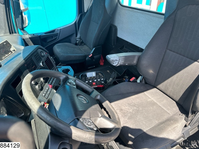 리스 Mercedes-Benz Arocs 2640 6X4, EURO 6, Steel suspension, Retarder Mercedes-Benz Arocs 2640 6X4, EURO 6, Steel suspension, Retarder : 사진 9 리스 Mercedes-Benz Arocs 2640 6X4, EURO 6, Steel suspension, Retarder Mercedes-Benz Arocs 2640 6X4, EURO 6, Steel suspension, Retarder : 사진 9