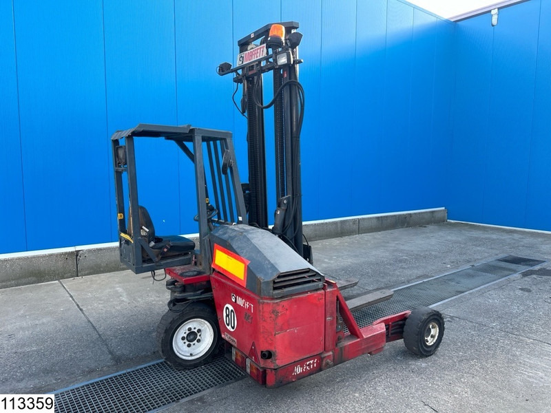 Moffett M4 20.3 3x3, H 3,90 mtr, 2000 KG - 트럭 장착 지게차 : 사진 4 Moffett M4 20.3 3x3, H 3,90 mtr, 2000 KG - 트럭 장착 지게차 : 사진 4
