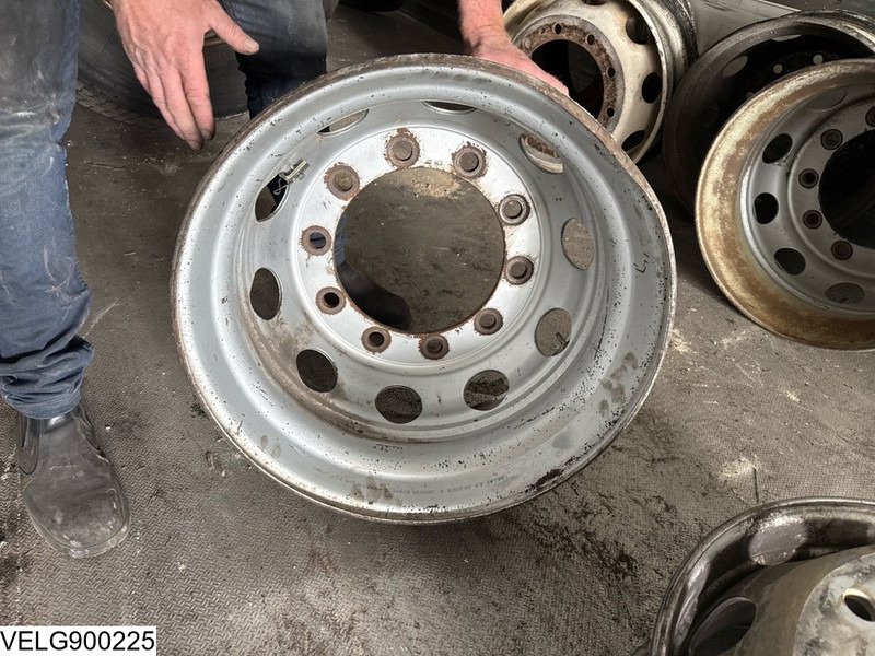 Onbekend 9.00 x 22.5 - 타이어 : 사진 3 Onbekend 9.00 x 22.5 - 타이어 : 사진 3