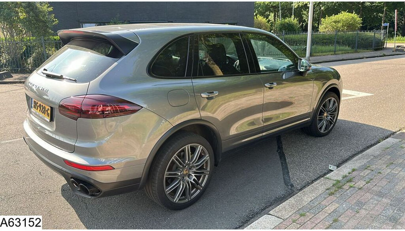 Porsche Cayenne Cayenne S E-Hybrid - 차량 : 사진 4 Porsche Cayenne Cayenne S E-Hybrid - 차량 : 사진 4