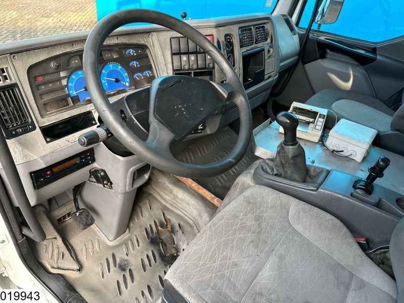 Renault Midlum 180 Euro 3, Manual, Fuel, 6180 Liters, 1 Comp - 유조트럭 : 사진 5 Renault Midlum 180 Euro 3, Manual, Fuel, 6180 Liters, 1 Comp - 유조트럭 : 사진 5