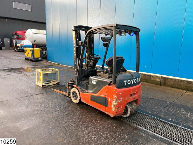 Toyota 8FBEKT18 1800KG, 4.7M, 6492h, charger - 전기 지게차 : 사진 4 Toyota 8FBEKT18 1800KG, 4.7M, 6492h, charger - 전기 지게차 : 사진 4