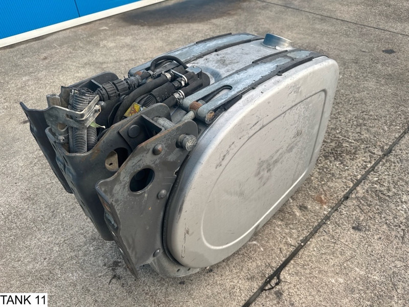 Universeel AdBlue Tank - 연료 탱크 : 사진 2 Universeel AdBlue Tank - 연료 탱크 : 사진 2