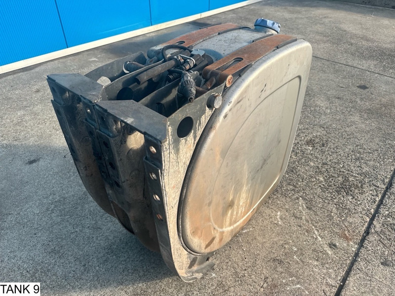 Universeel AdBlue Tank - 연료 탱크 : 사진 2 Universeel AdBlue Tank - 연료 탱크 : 사진 2