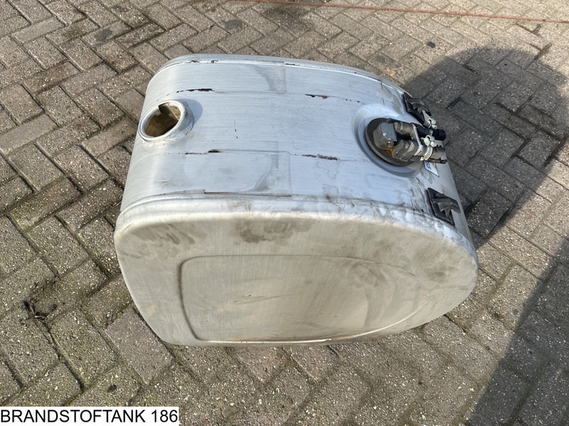 Universeel Brandstoftank - 연료 탱크 : 사진 4 Universeel Brandstoftank - 연료 탱크 : 사진 4