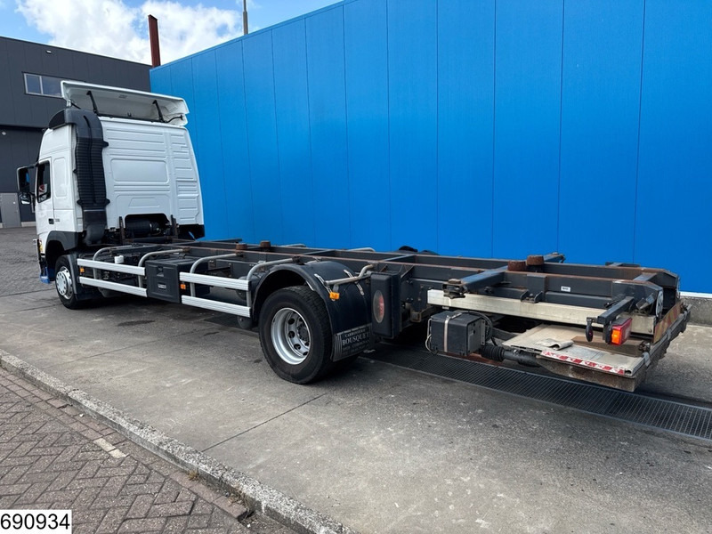 Volvo FM 330 EURO 6, BDF - 컨테이너 운반 장치/ 스와프 보디 트럭 : 사진 4 Volvo FM 330 EURO 6, BDF - 컨테이너 운반 장치/ 스와프 보디 트럭 : 사진 4