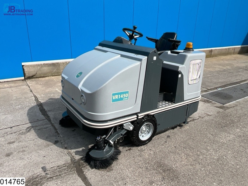 거리 청소 차량 meijer VR1450 20 HP, 265 Hours : 사진 1