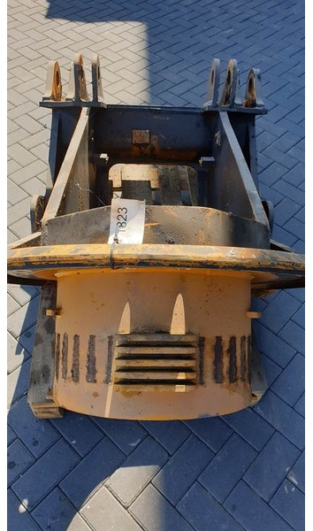 Ahlmann AZ18 - Chassis/Frame - 프레임/ 시 건설기계 용 : 사진 2 Ahlmann AZ18 - Chassis/Frame - 프레임/ 시 건설기계 용 : 사진 2