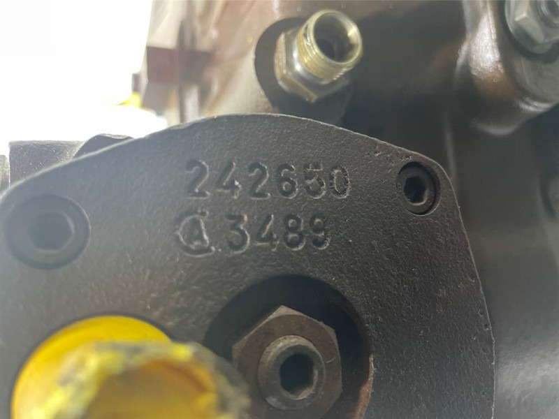 유압 건설기계 용 Brueninghaus Hydromatik A4VG71NVDM1/32L-Drive pump/Fahrpumpe/Rijpomp : 사진 7