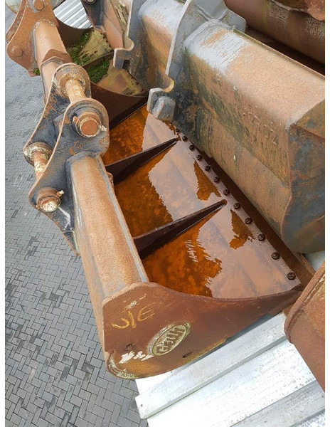 GEITH MCR 186-2,10 mtr-Bucket/Tieflöffel/Dichte bak - 버킷 : 사진 2 GEITH MCR 186-2,10 mtr-Bucket/Tieflöffel/Dichte bak - 버킷 : 사진 2