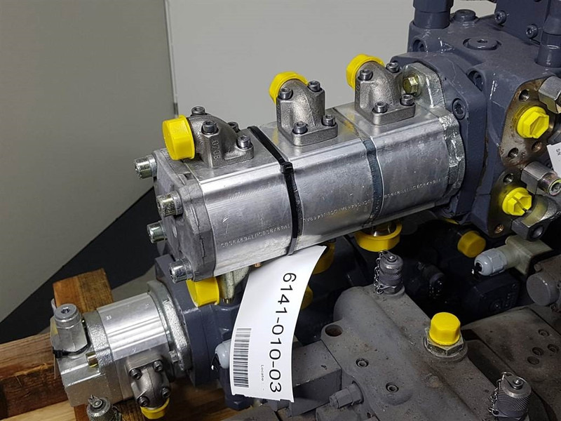 HALDEX WP09A3B140-140-140-L - Vögele - 776472 - Gearpump - 유압 : 사진 1 HALDEX WP09A3B140-140-140-L - Vögele - 776472 - Gearpump - 유압 : 사진 1