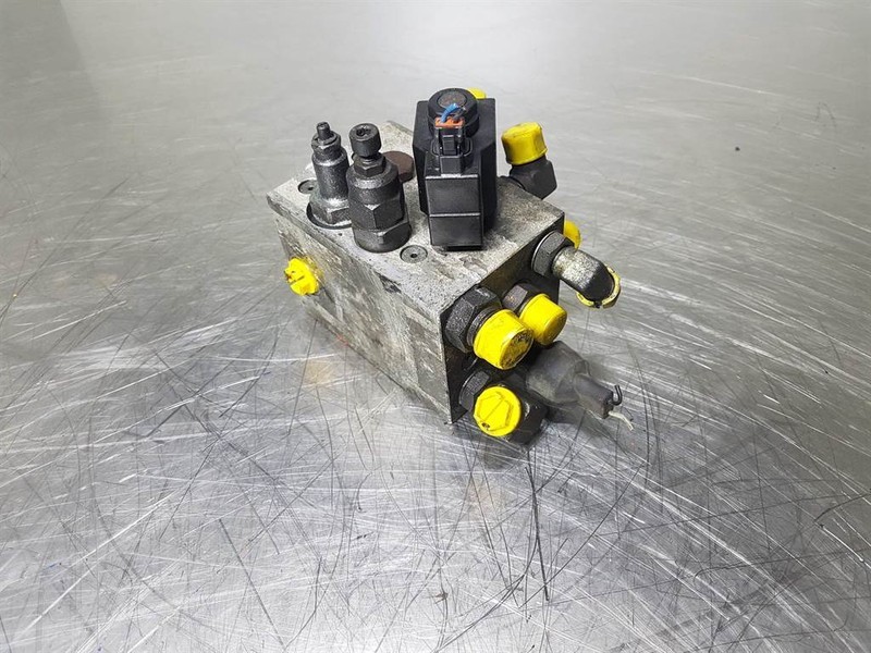 Hyundai HL 740 -7 - Valve/Ventile/Ventiel - 유압 : 사진 2 Hyundai HL 740 -7 - Valve/Ventile/Ventiel - 유압 : 사진 2