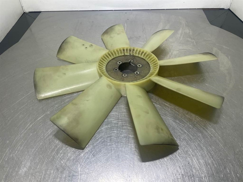 Hyundai HL757-7A-11LB-30121-Fan/Lüfterrad/Koelvin - 엔진 건설기계 용 : 사진 3 Hyundai HL757-7A-11LB-30121-Fan/Lüfterrad/Koelvin - 엔진 건설기계 용 : 사진 3