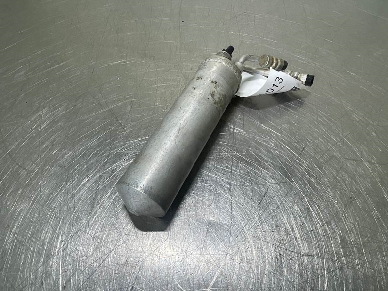 Hyundai HL757-7A-11N6-90060 / A4W00615 / ASRN60D-M5-Drier - 프레임/ 시 건설기계 용 : 사진 3 Hyundai HL757-7A-11N6-90060 / A4W00615 / ASRN60D-M5-Drier - 프레임/ 시 건설기계 용 : 사진 3