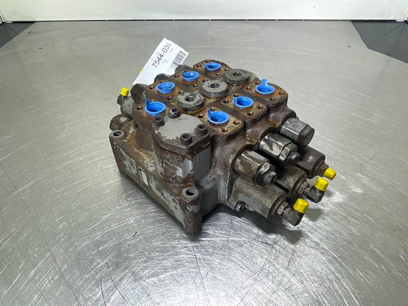 Hyundai HL757-7A-31LD-00030-WA28D7D7F1-57-Valve/Ventile - 유압 건설기계 용 : 사진 3 Hyundai HL757-7A-31LD-00030-WA28D7D7F1-57-Valve/Ventile - 유압 건설기계 용 : 사진 3