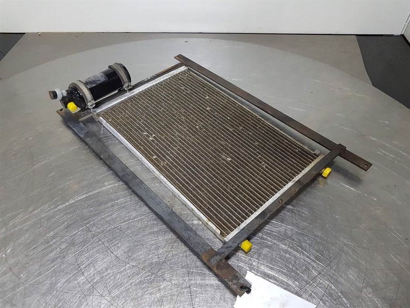 JCB 416 HT-Airco condenser/Klimakondensator/Koeler - 프레임/ 시 건설기계 용 : 사진 2 JCB 416 HT-Airco condenser/Klimakondensator/Koeler - 프레임/ 시 건설기계 용 : 사진 2