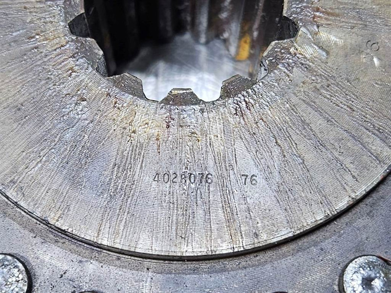 John Deere 4028082 - Pump drive plate/Flange couplings - 엔진 건설기계 용 : 사진 4 John Deere 4028082 - Pump drive plate/Flange couplings - 엔진 건설기계 용 : 사진 4