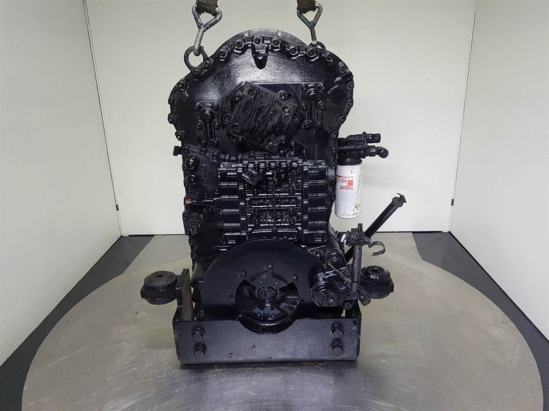 Komatsu WA320-ZF 4WG-160-4656054036-Transmission/Getriebe - 기어박스 건설기계 용 : 사진 5 Komatsu WA320-ZF 4WG-160-4656054036-Transmission/Getriebe - 기어박스 건설기계 용 : 사진 5