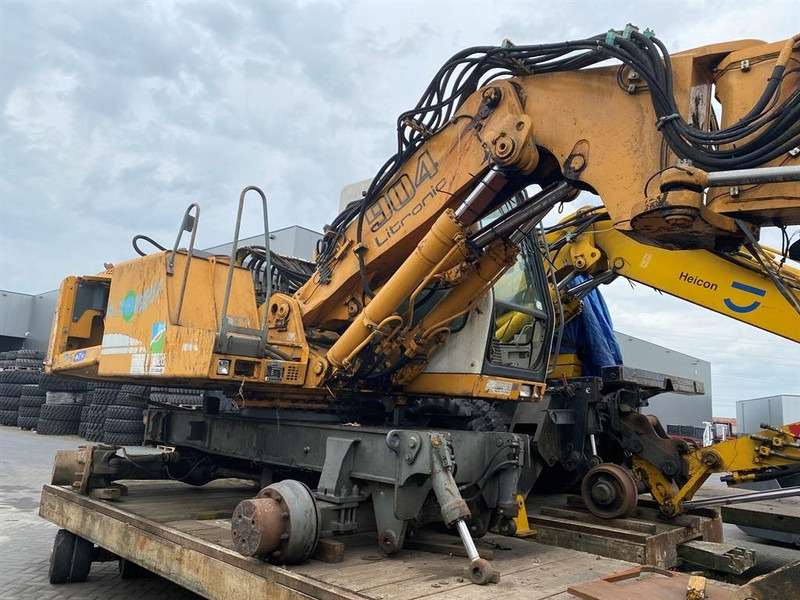 Liebherr A 904 (For parts) - 휠 굴삭기 : 사진 1 Liebherr A 904 (For parts) - 휠 굴삭기 : 사진 1