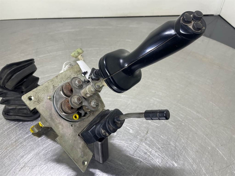 Liebherr L514 Speeder-9841474/5716042-Joystick/Steuergriff - 전기 설비 건설기계 용 : 사진 3 Liebherr L514 Speeder-9841474/5716042-Joystick/Steuergriff - 전기 설비 건설기계 용 : 사진 3