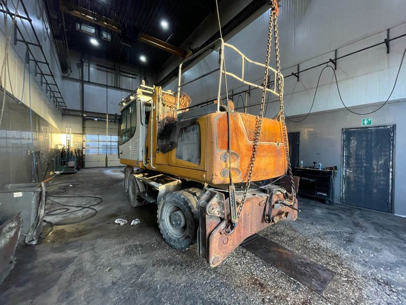 Liebherr LH 22 M - (For parts) - 휠 굴삭기 : 사진 2 Liebherr LH 22 M - (For parts) - 휠 굴삭기 : 사진 2