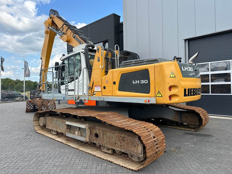 Liebherr LH 30 C - 폐기물/ 산업 처리기 : 사진 3 Liebherr LH 30 C - 폐기물/ 산업 처리기 : 사진 3