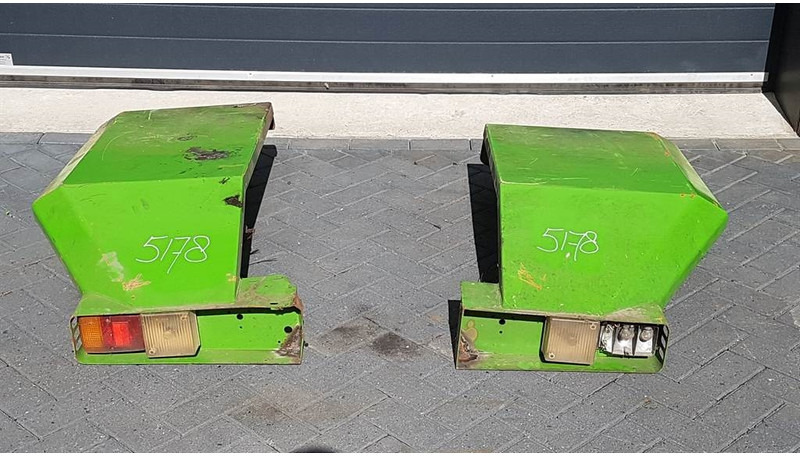 Manitou MT 1237 - Fender/Kotflügel/Spatbord - 펜더 건설기계 용 : 사진 2 Manitou MT 1237 - Fender/Kotflügel/Spatbord - 펜더 건설기계 용 : 사진 2